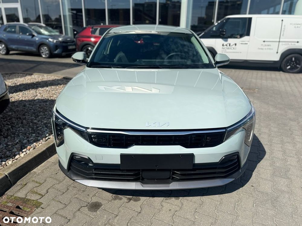 Kia K4 - 8