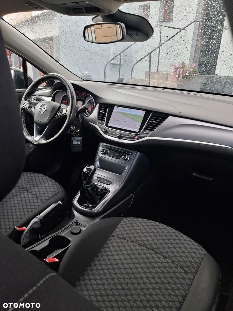 Opel Astra - 9