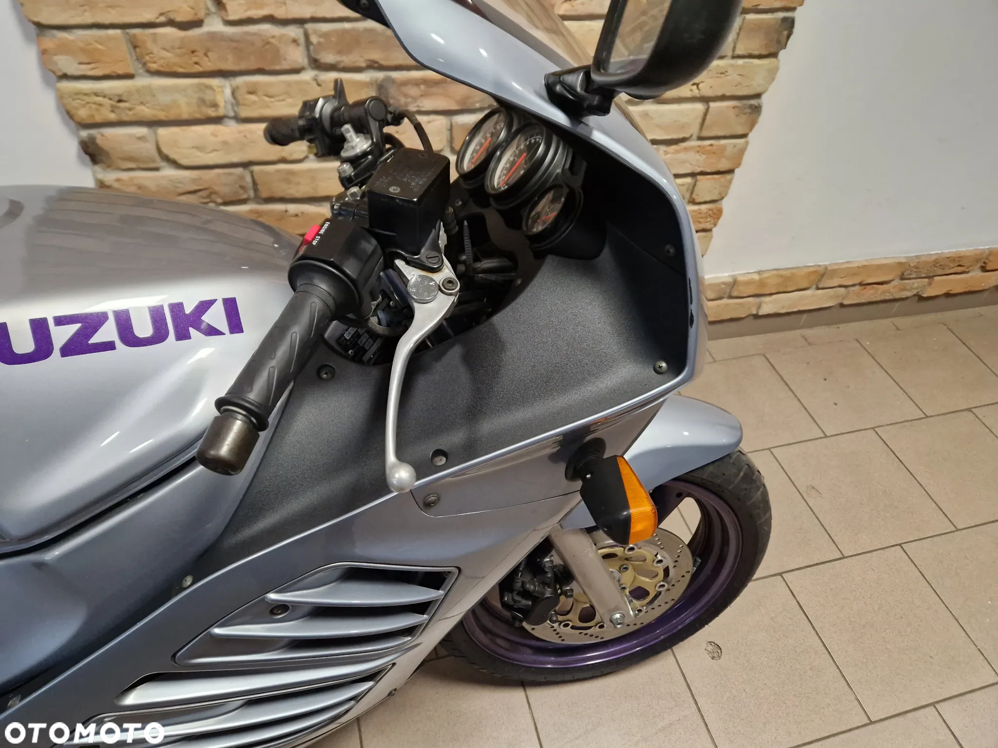 Suzuki RF - 29