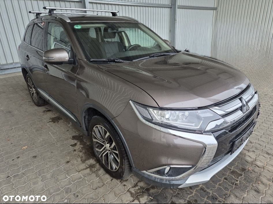 Mitsubishi Outlander 2.0 2WD CVT Edition 100 - 1