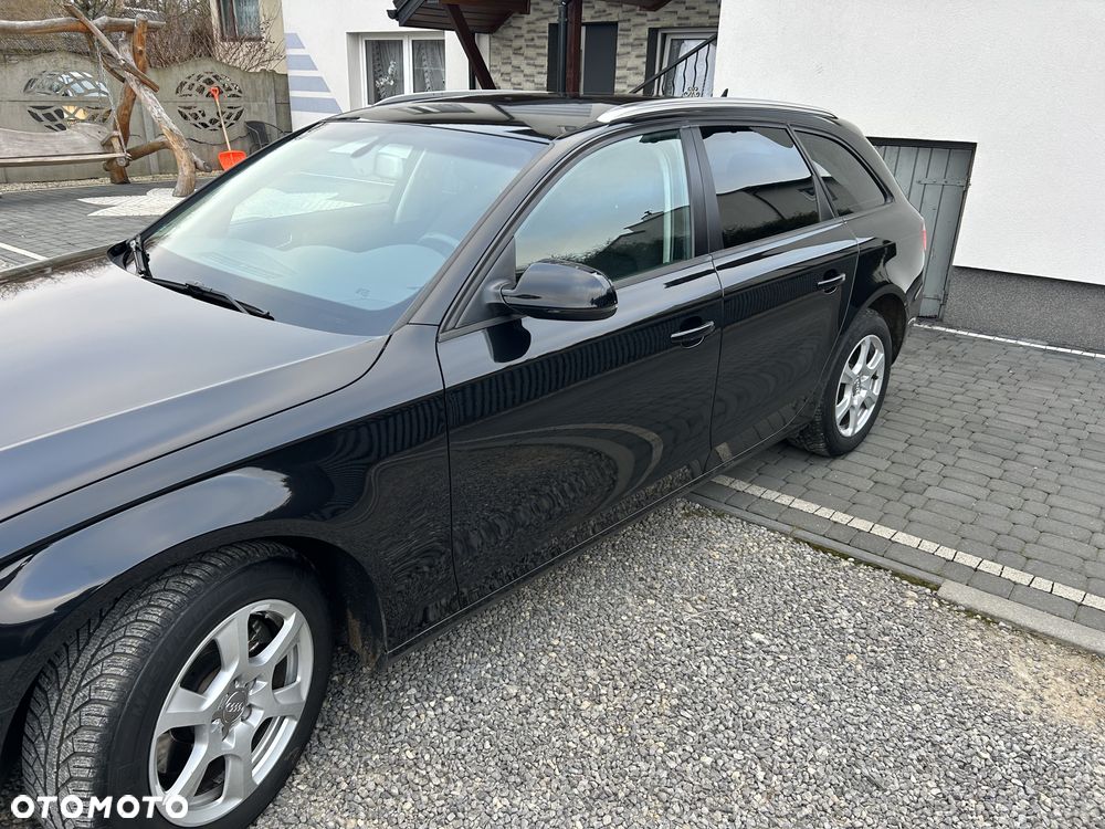 Audi A4 Avant 2.0 TDI DPF Ambition - 12