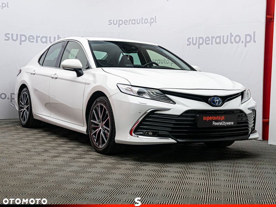 Toyota Camry 2.5 Hybrid Executive CVT - 4