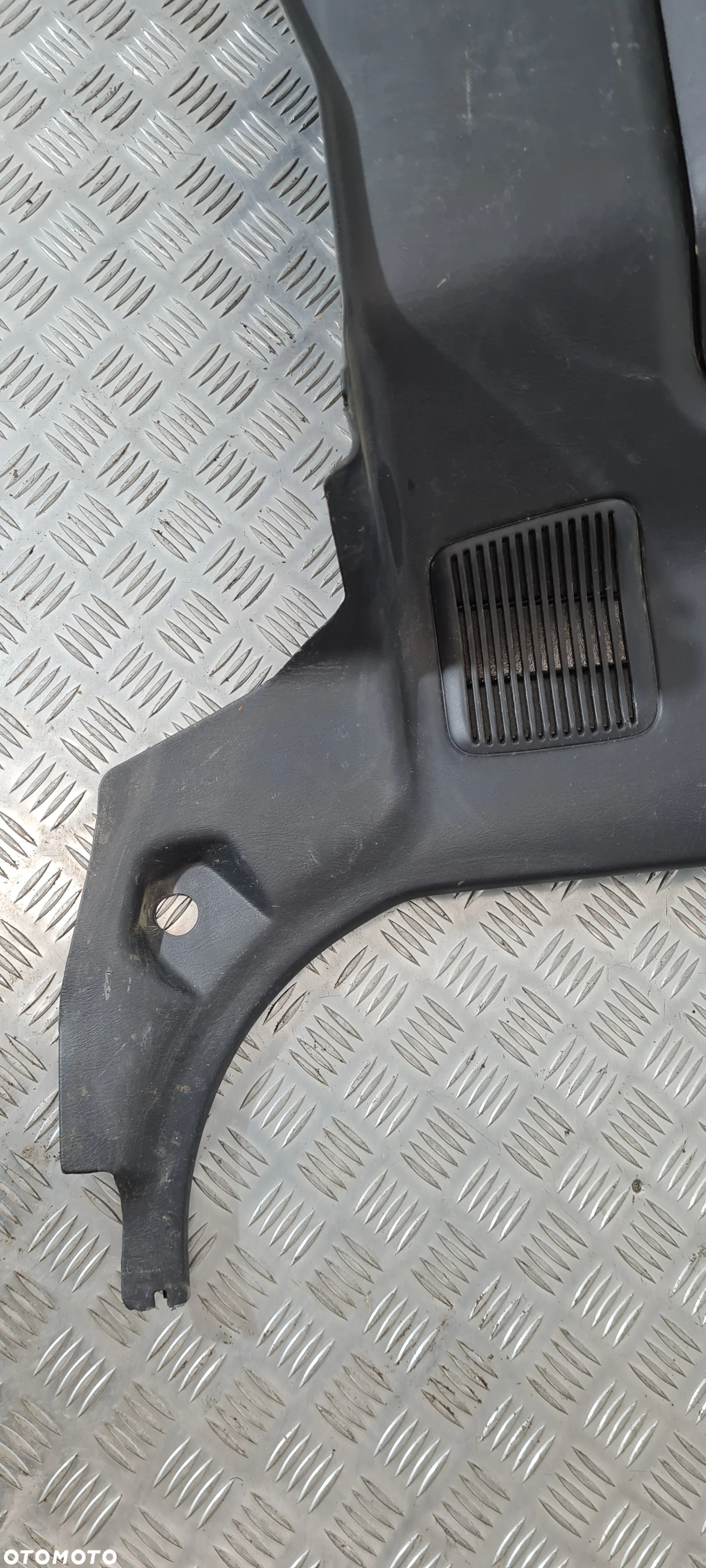 Suzuki Jimny Tapicerka Boczek Bagażnika - 3