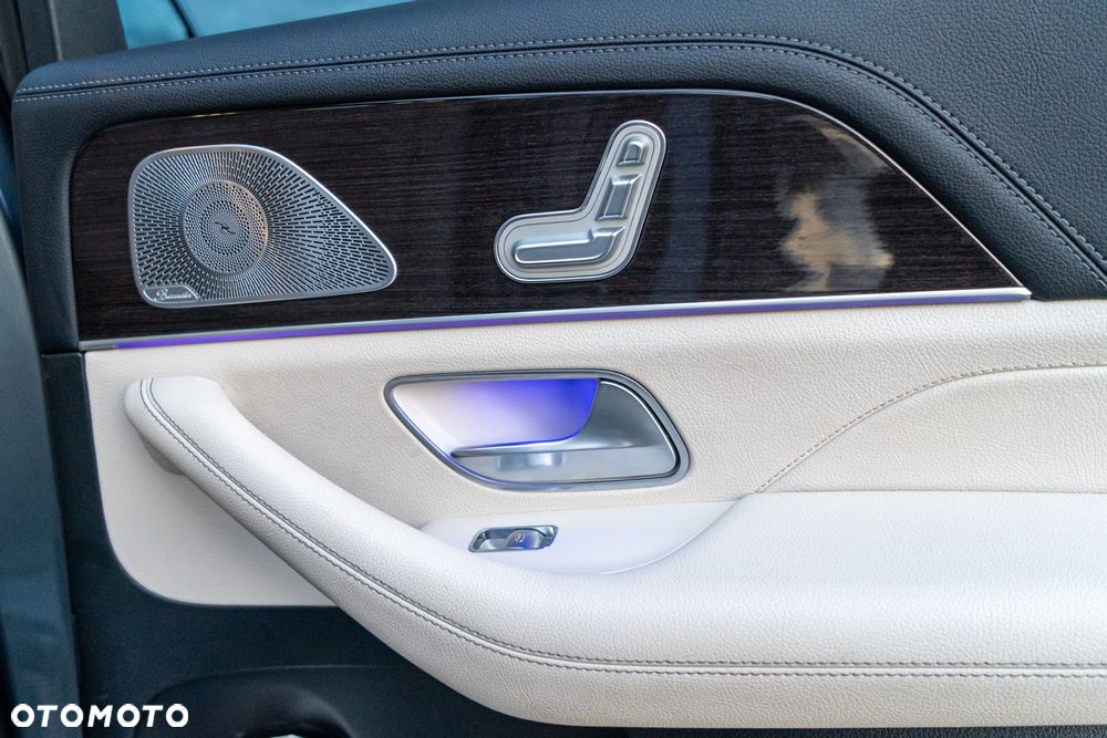 Mercedes-Benz GLE - 22