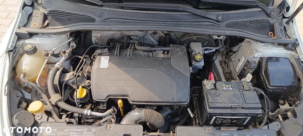 Renault Clio 1.2 16V 75 Expression - 15