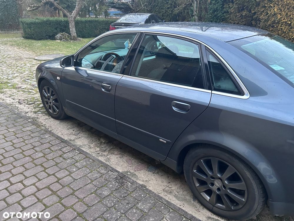 Audi A4 Limousine 1.8T - 8