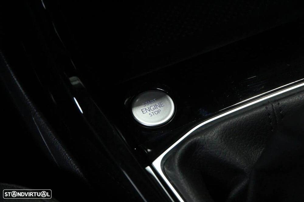 VW T-Cross 1.0 TSI Urban - 16