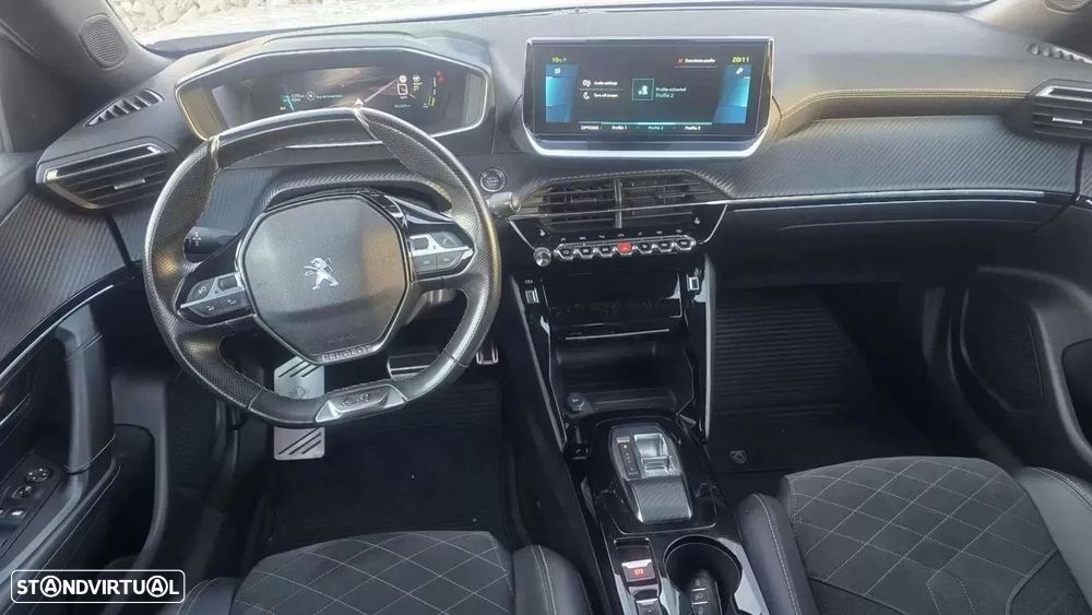 Peugeot e-2008 GT Pack - 23