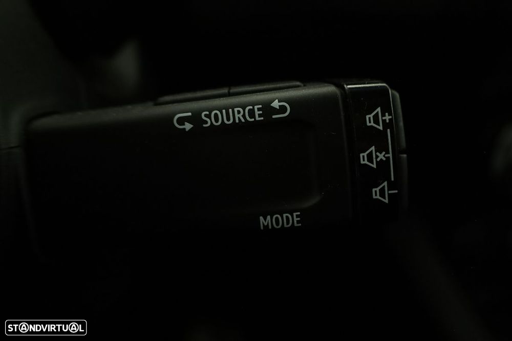 Renault Captur 1.0 TCe Techno Bi-Fuel - 19