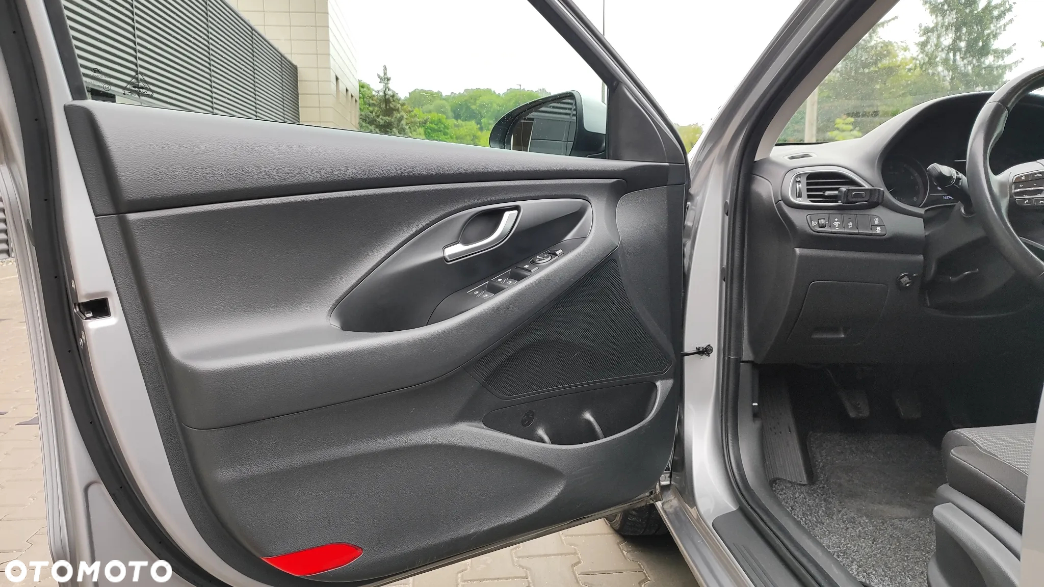 Hyundai i30 1.5 DPI Classic + - 17