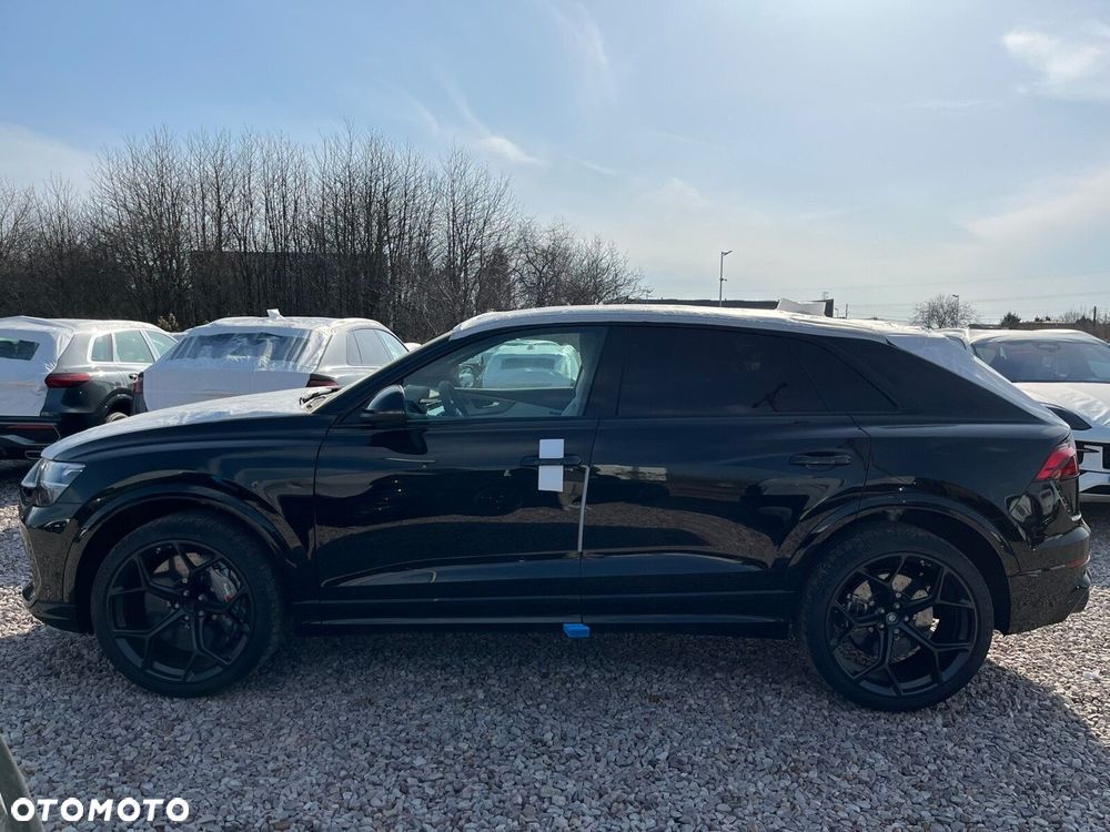 Audi RS Q8 - 2