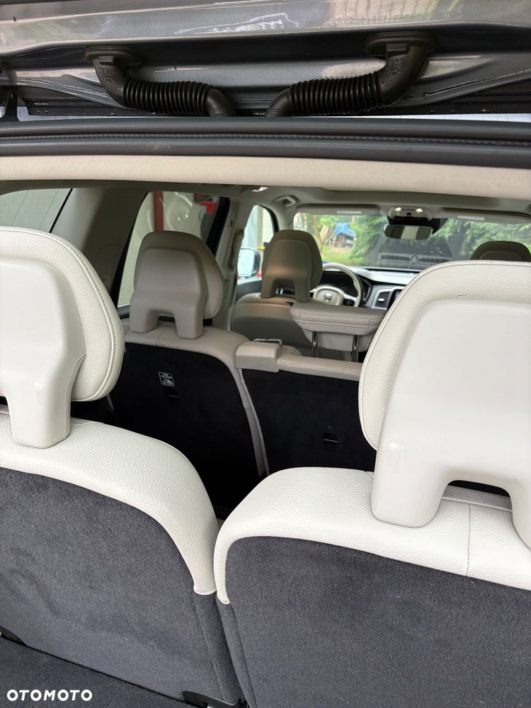 Volvo XC 90 - 14
