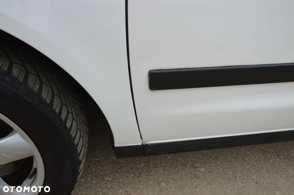 Volkswagen Sharan 1.9 TDI Trendline - 31