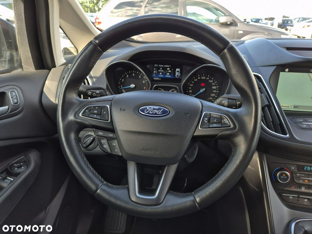 Ford Grand C-MAX 1.5 EcoBoost Start-Stopp-System Titanium - 23