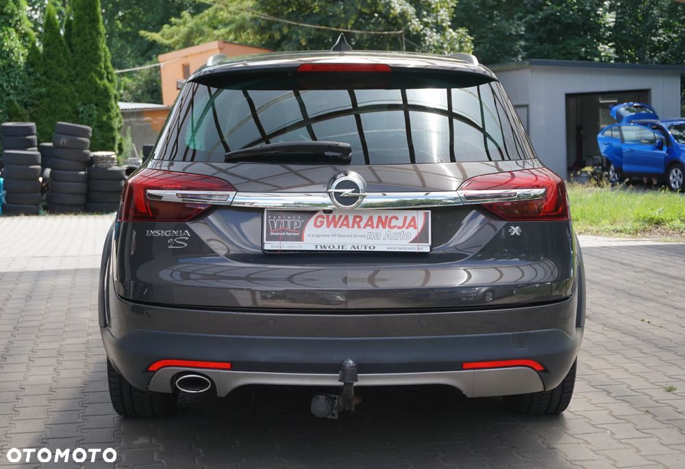Opel Insignia 2.0 CDTI 4x4 Automatik Sport - 4