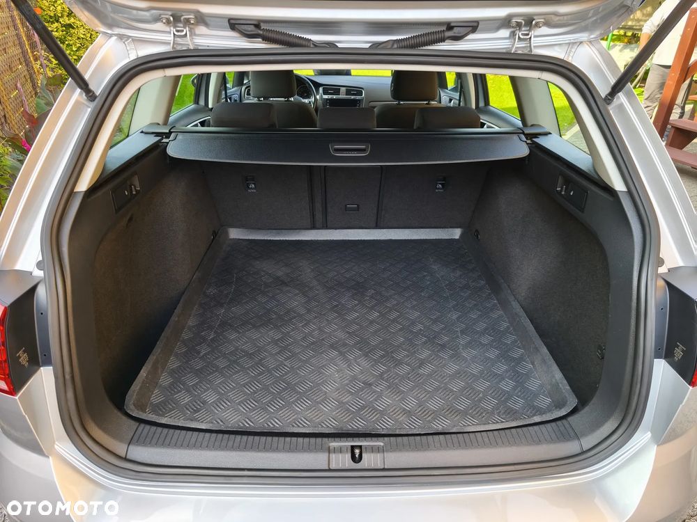 Volkswagen Golf - 19