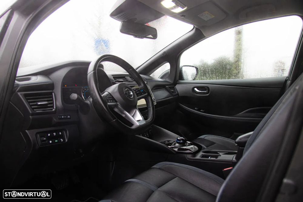 Nissan Leaf - 10