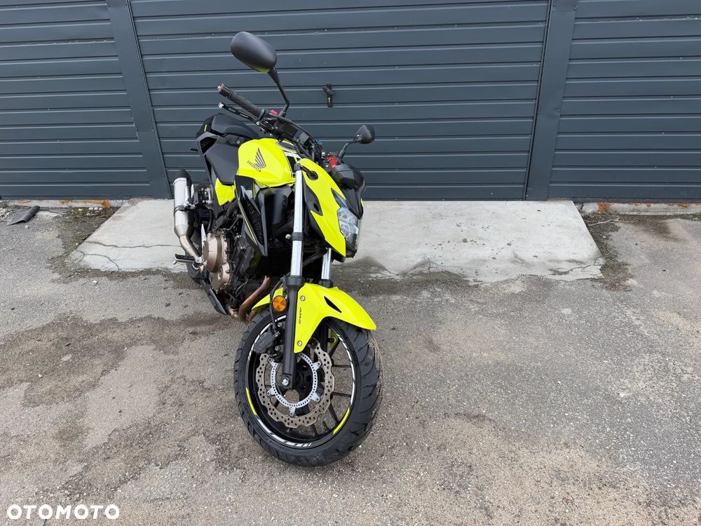 Honda CB - 2