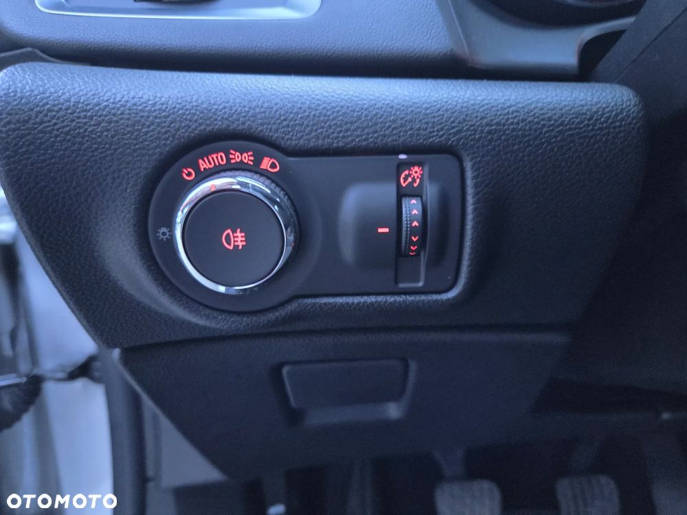 Opel Astra 1.4 Turbo ENERGY - 14