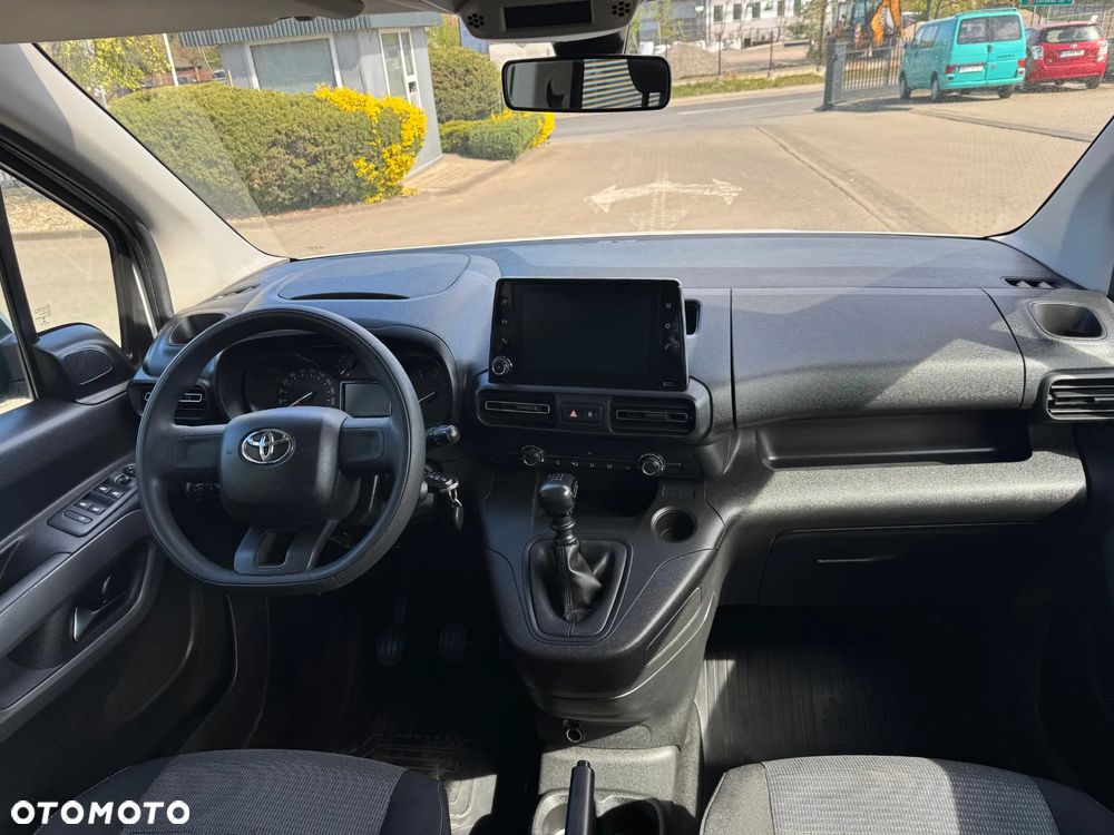 Toyota Proace City Verso 1.5 D-4D Family - 8