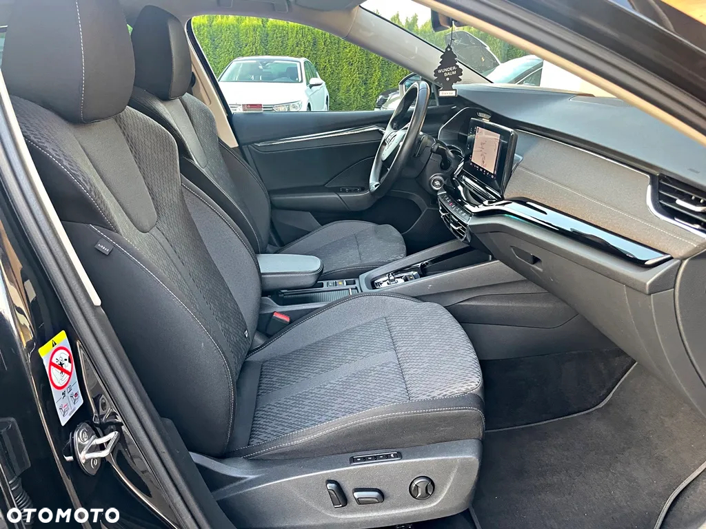 Skoda Octavia Combi 2.0 TDI DSG Exclusive Plus - 27