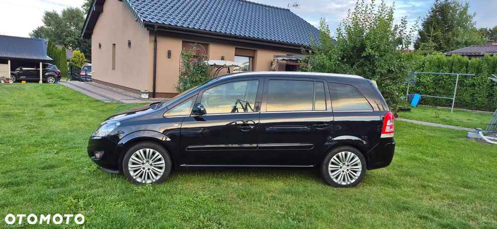 Opel Zafira - 9