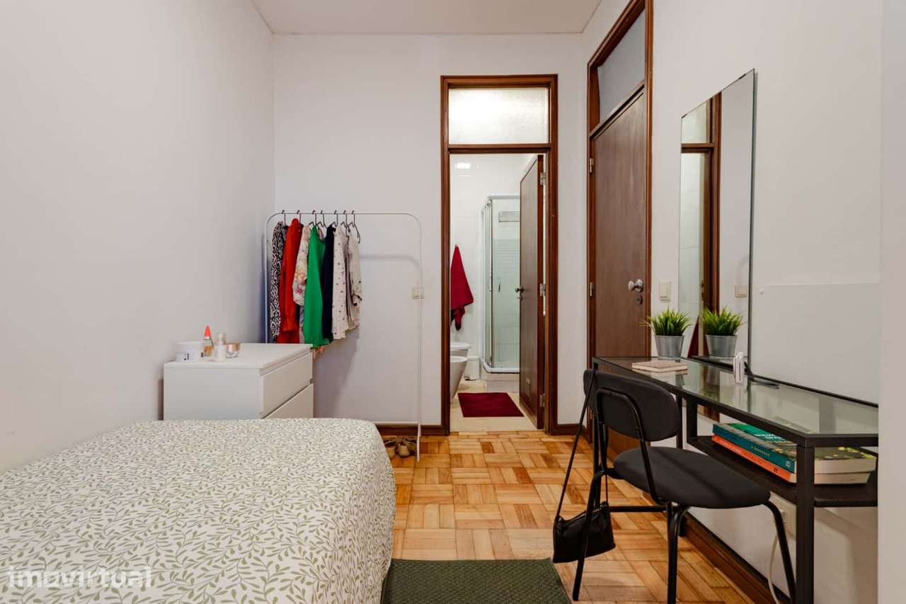 Quarto em Rua de 5 de Outubro, Porto - Grande imagem: 5/28