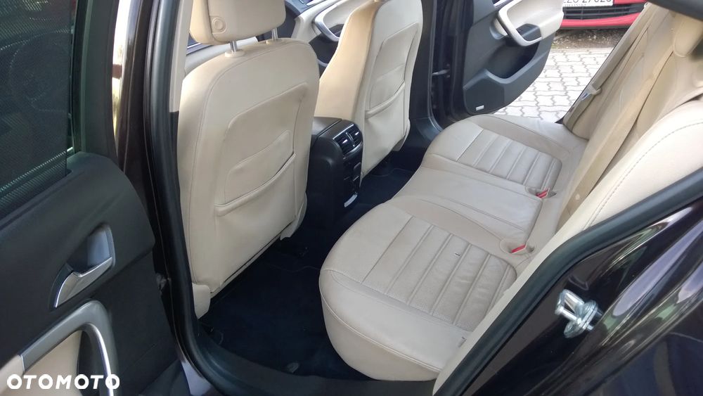 Opel Insignia 2.0 T Executive 4x4 - 11