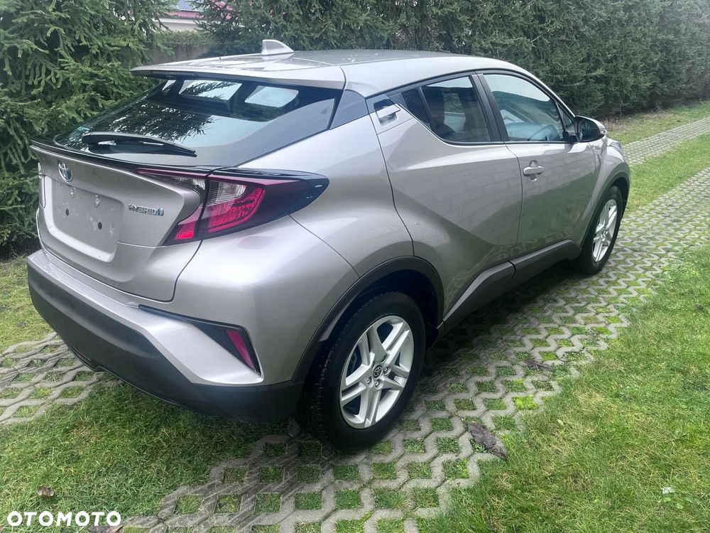 Toyota C-HR Business-Edition - 3