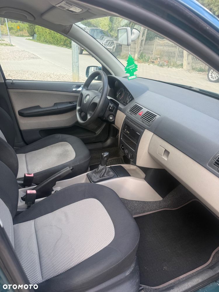 Skoda Fabia 1.2 12V Classic + - 7