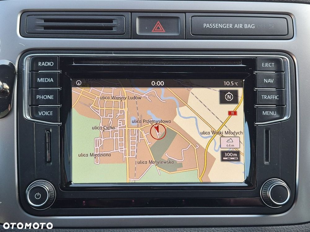 Volkswagen Tiguan - 33