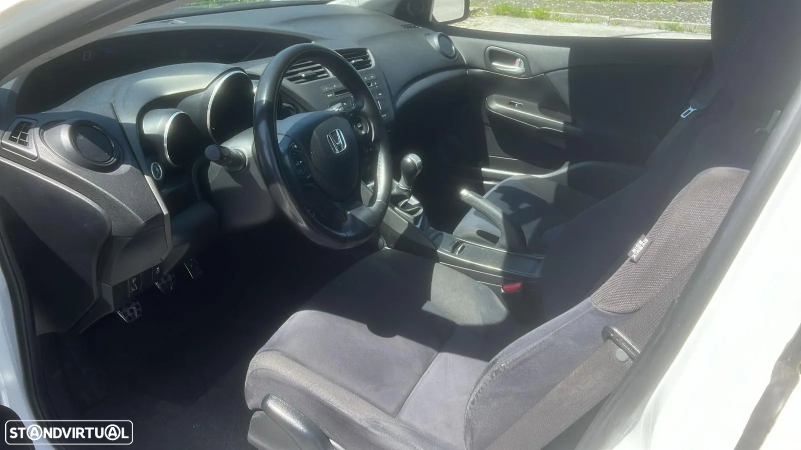 Honda Civic 1.6 i-DTEC Executive Navi - 6