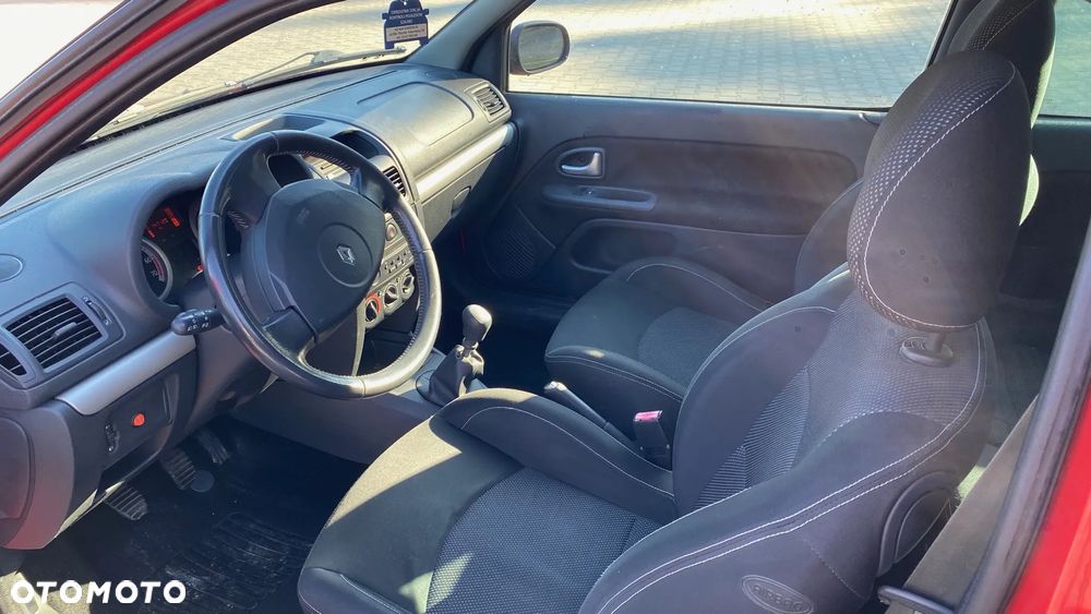 Renault Clio - 7