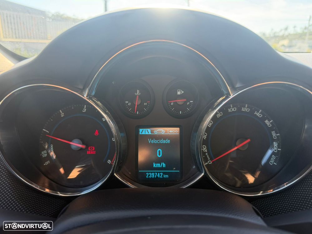 Chevrolet Cruze SW 1.7 VCDi LT - 3