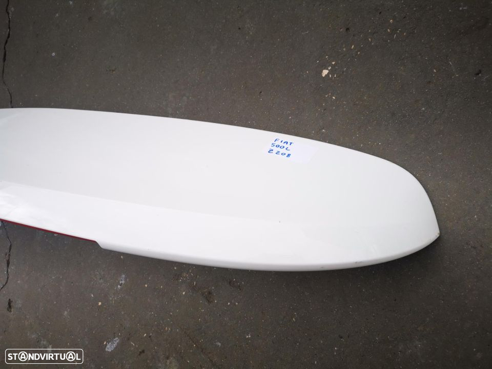 FIAT 500L AILERON / SPOILER MALA - Z208 - 4