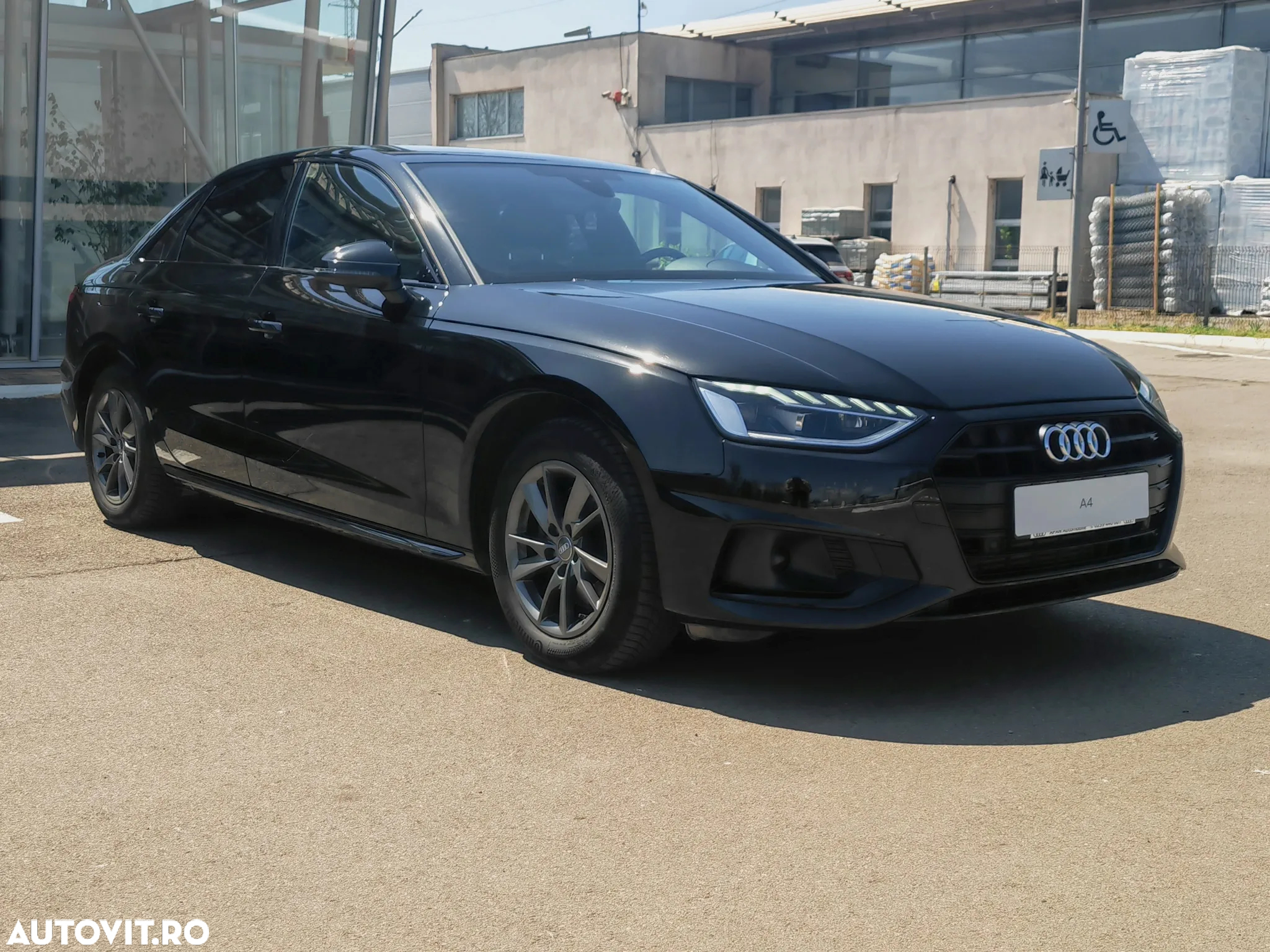 Audi A4 35 TFSI S tronic MHEV S Line - 11