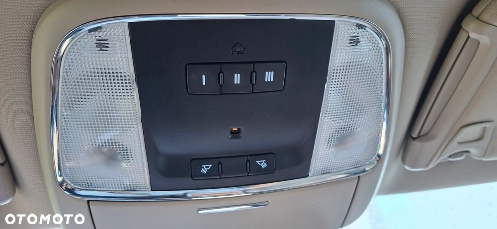 Chrysler 300C - 22