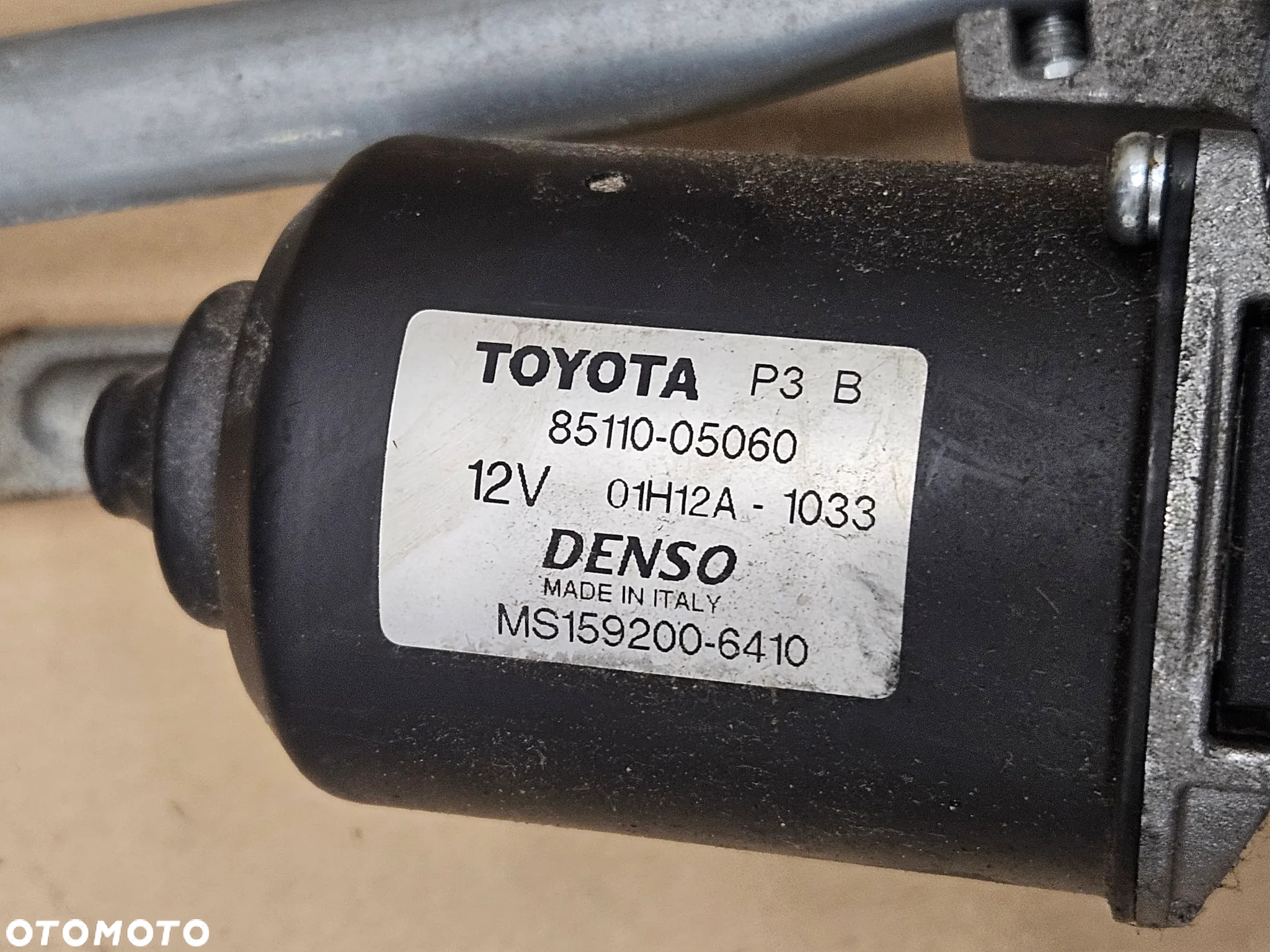 Toyota Avensis T25 mechanizm wycieraczek przod silniczek  85110-05060 - 2