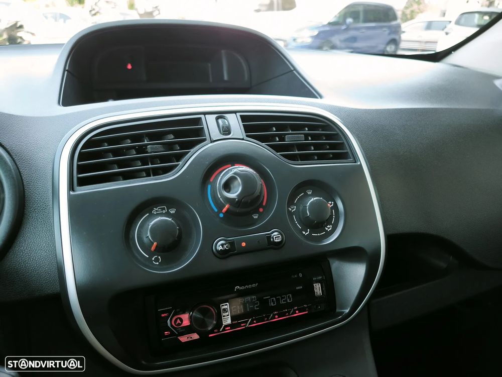 Renault Kangoo 1.5 Blue Dci 95cv 6vel IVA DEDUTIVEL - 11