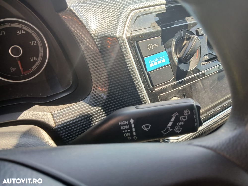 Volkswagen up! 1.0 MPI Move - 12