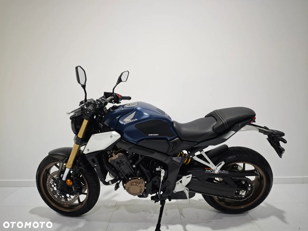 Honda CB - 4