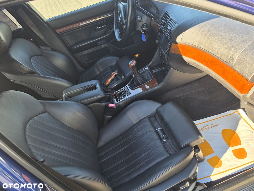 BMW M5 Standard - 16