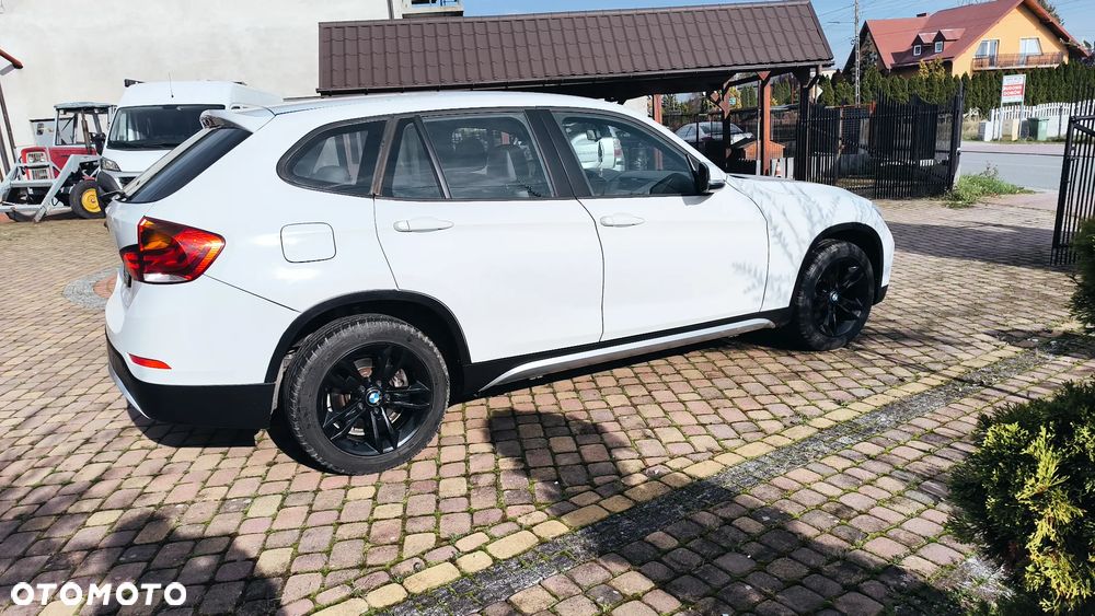 BMW X1 sDrive16d Sport Line - 4