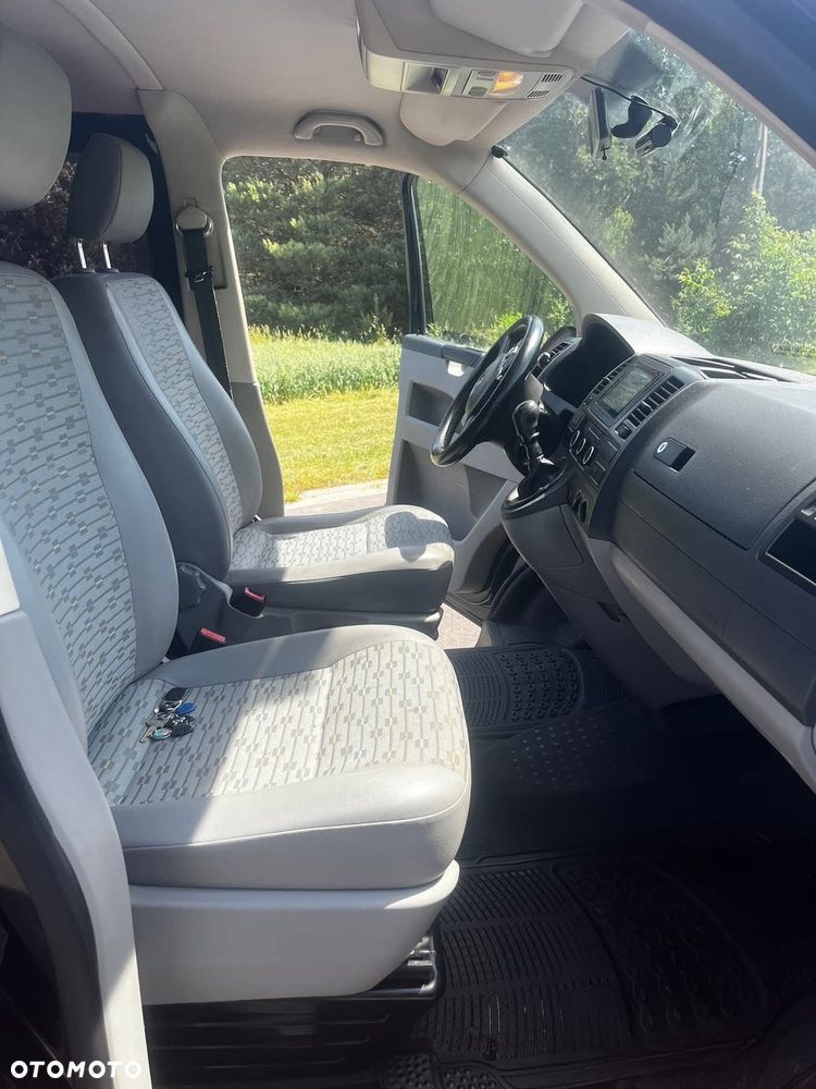 Volkswagen Transporter - 12