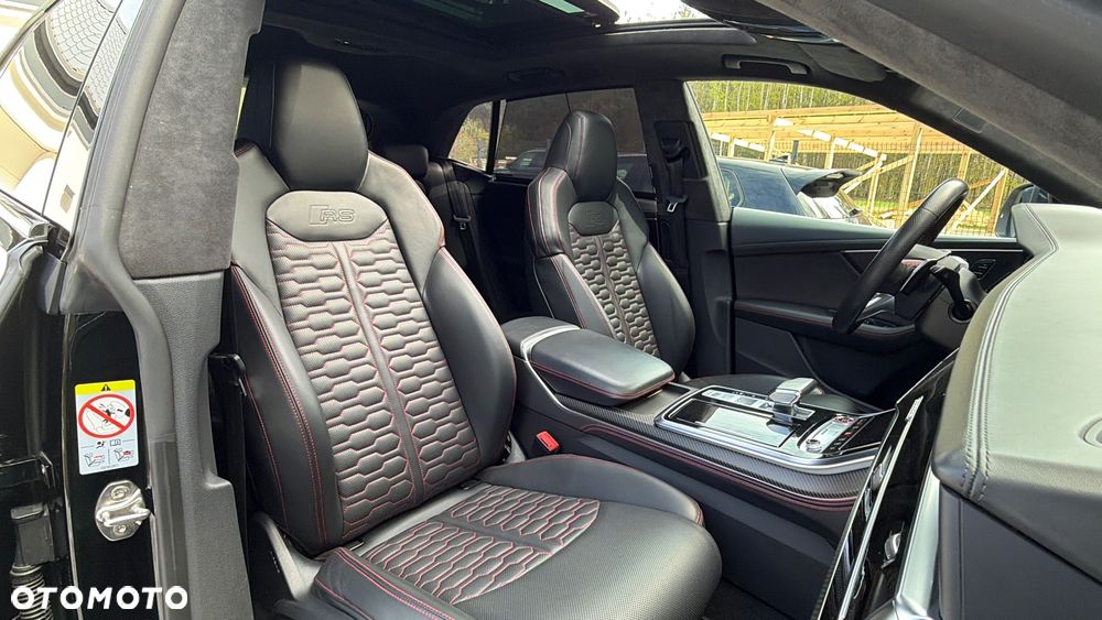Audi RS Q8 - 28