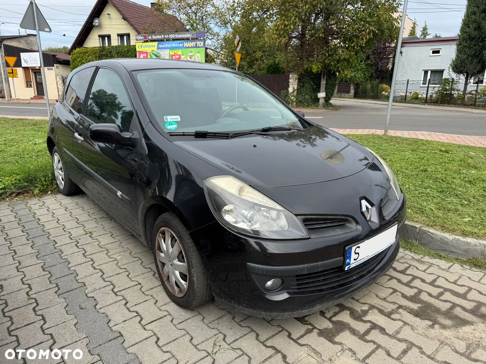 Renault Clio - 1
