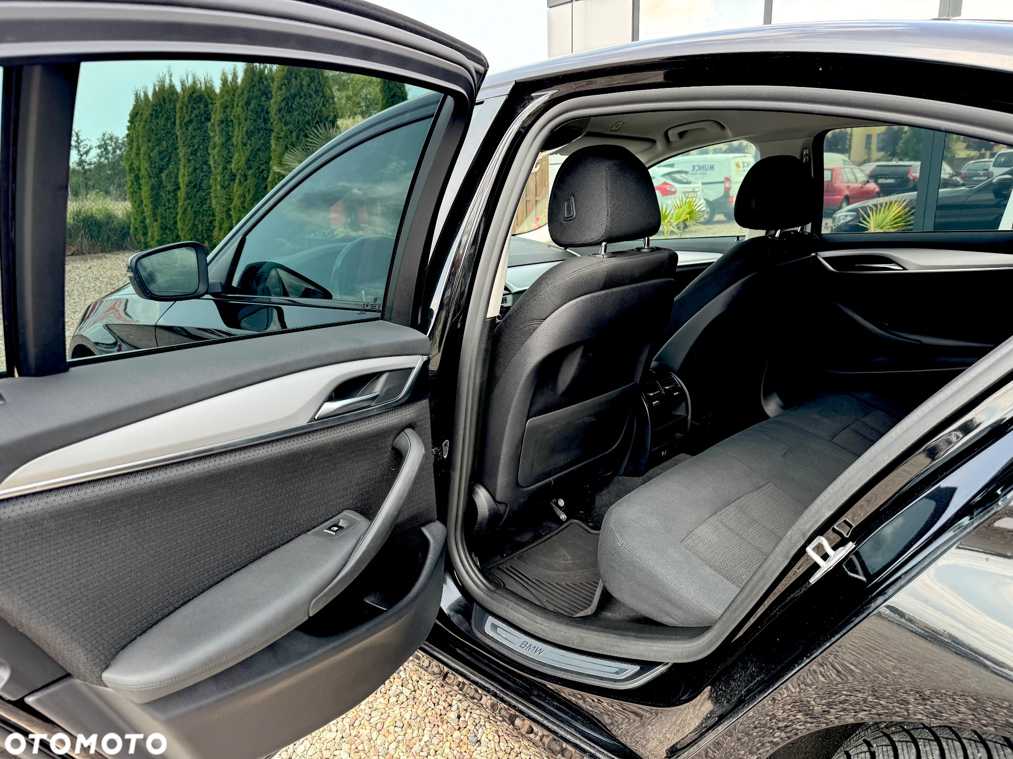 BMW Seria 5 520d Luxury Line - 28