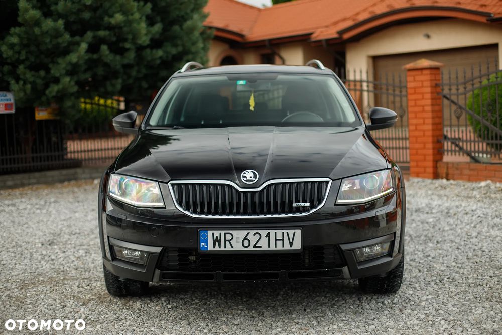 Skoda Octavia 2.0 TDI 4x4 DSG Scout - 9