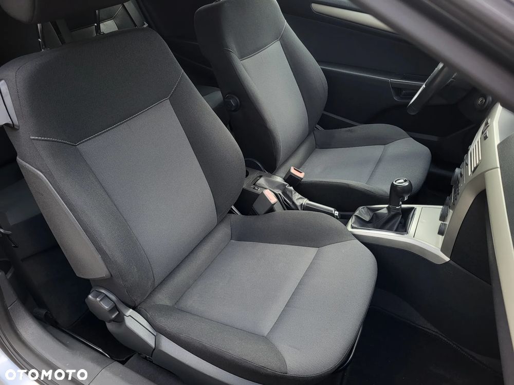 Opel Astra 1.6 - 10
