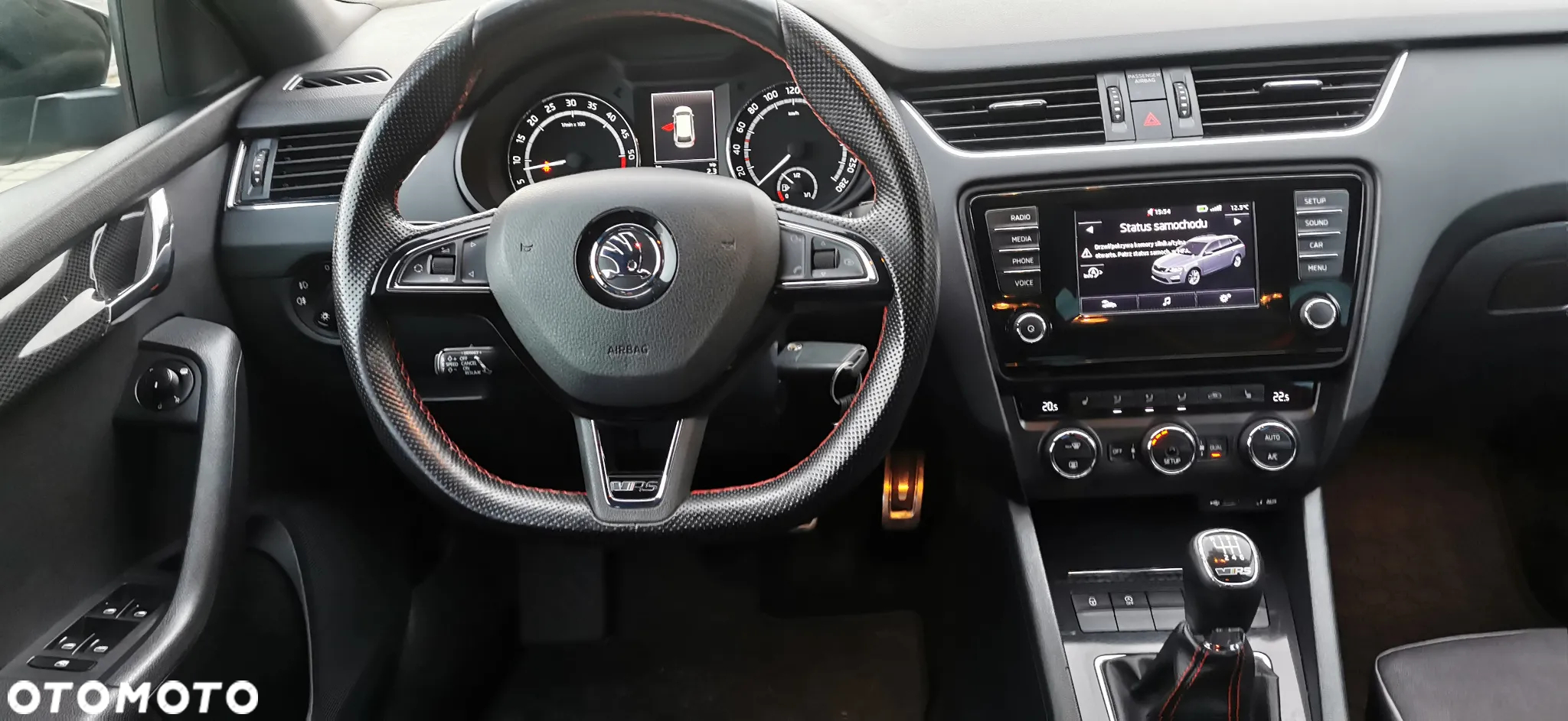 Skoda Octavia Combi 2.0 TDI RS - 21